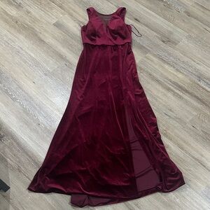 Elegant Burgundy Evening Gown - velvet